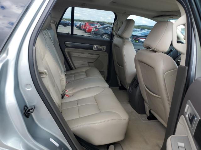 Photo 10 from auction – 2007 LINCOLN MKX with VIN 2LMDU88C17BJ31322