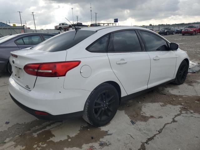 Photo 3 from auction – 2015 FORD FOCUS SE with VIN 1FADP3F23FL217952