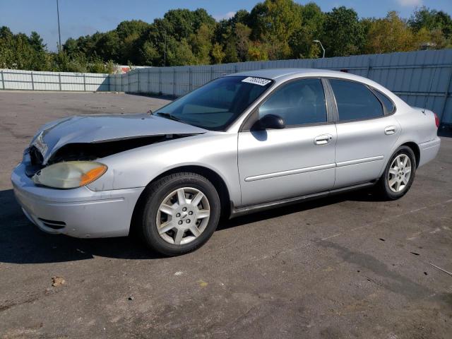 FORD TAURUS SE 2005 with VIN 1FAFP53UX5A242142 - Photo from auction