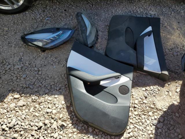 Photo 12 from auction – 2021 TESLA MODEL Y with VIN 5YJYGDEE5MF247922