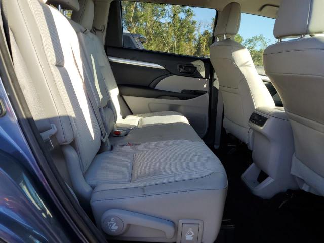 Photo 11 from auction – 2014 TOYOTA HIGHLANDER with VIN 5TDZKRFH7ES017577