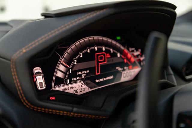 Photo 8 from auction – 2021 LAMBORGHINI HURACAN EV with VIN ZHWUF5ZF2MLA17725