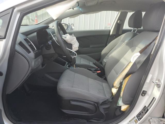 Photo 7 from auction – 2018 KIA FORTE LX with VIN 3KPFK4A72JE225679