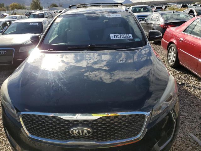 Photo 5 from auction – 2016 KIA SORENTO LX with VIN 5XYPGDA59GG072573