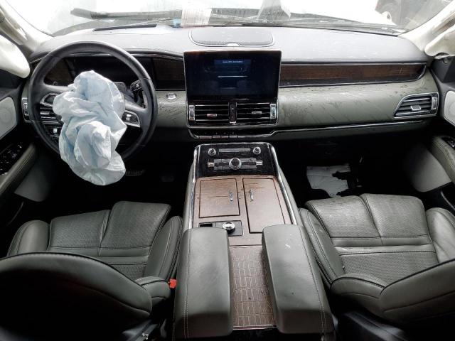 Photo 8 from auction – 2022 LINCOLN NAVIGATOR with VIN 5LMJJ2TT7NEL08790