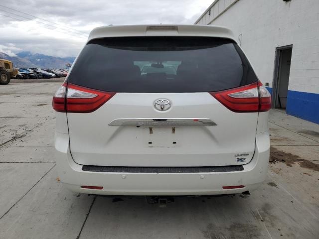 Photo 6 from auction – 2016 TOYOTA SIENNA XLE with VIN 5TDYK3DC9GS740124