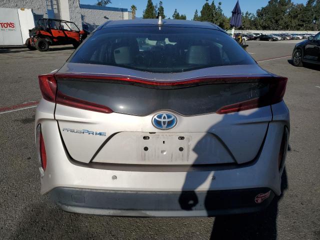 Photo 6 from auction – 2017 TOYOTA PRIUS PRIM with VIN JTDKARFP6H3064567