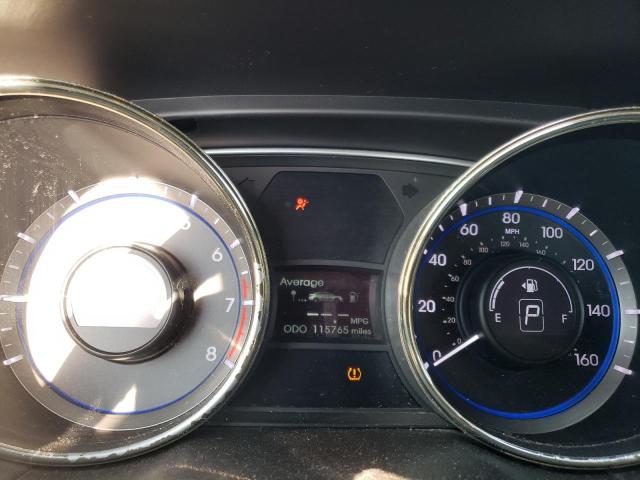 Photo 9 from auction – 2011 HYUNDAI SONATA SE with VIN 5NPEC4AC5BH135977