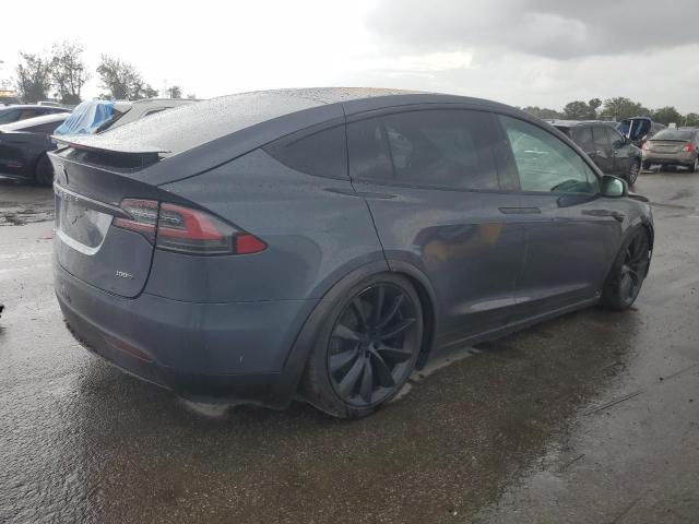 Photo 3 from auction – 2017 TESLA MODEL X with VIN 5YJXCDE25HF079332