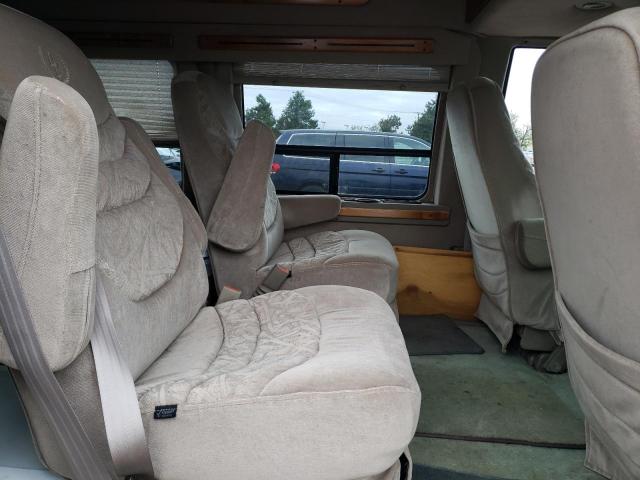Photo 10 from auction – 2002 CHEVROLET ASTRO with VIN 1GBEL19X32B135570