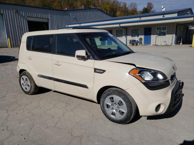 Photo 4 from auction – 2013 KIA SOUL with VIN KNDJT2A57D7525393