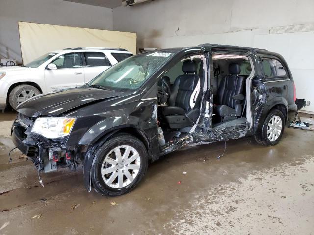 CHRYSLER TOWN & COU 2013 with VIN 2C4RC1BG6DR808203 - Photo from auction