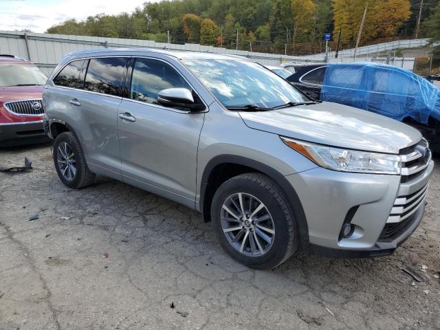 Photo 4 from auction – 2018 TOYOTA HIGHLANDER with VIN 5TDJZRFH3JS891962