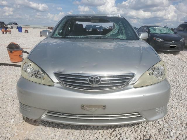 Photo 5 from auction – 2005 TOYOTA CAMRY LE with VIN 4T1BF32K05U596326