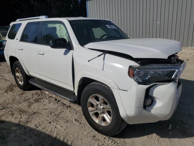 Photo 4 from auction – 2015 TOYOTA 4RUNNER SR with VIN JTEZU5JR0F5098122