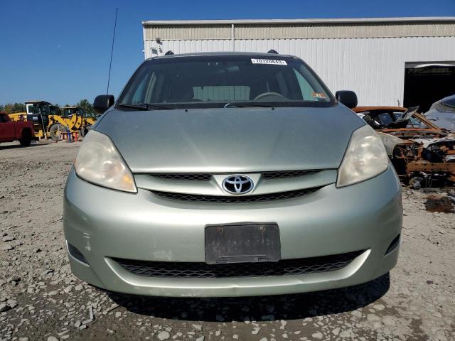 Photo 5 from auction – 2010 TOYOTA SIENNA CE with VIN 5TDKK4CC8AS322027