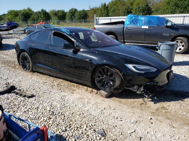 Photo 4 from auction – 2017 TESLA MODEL S with VIN 5YJSA1E18HF212672