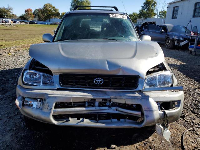 Photo 5 from auction – 2000 TOYOTA RAV4 with VIN JT3HP10V1Y7170004