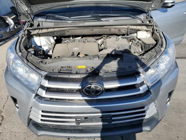 Photo 12 from auction – 2017 TOYOTA HIGHLANDER with VIN 5TDJZRFH7HS435778