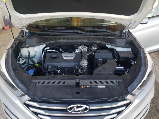 Photo 12 from auction – 2017 HYUNDAI TUCSON LIM with VIN KM8J33A25HU560481
