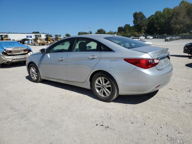 Photo 2 from auction – 2013 HYUNDAI SONATA GLS with VIN 5NPEB4AC2DH764540