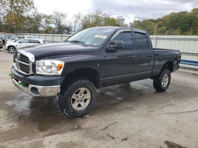DODGE RAM 1500 2002 مع رقم تعريف المركبة 3D7HU18N52G199774 - صورة من المزاد
