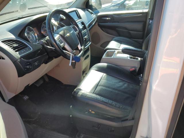 Photo 7 from auction – 2016 CHRYSLER TOWN & COU with VIN 2C4RC1BG4GR230977