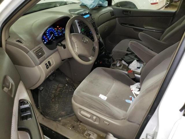 Photo 8 from auction – 2006 TOYOTA SIENNA CE with VIN 5TDZA23C26S461132