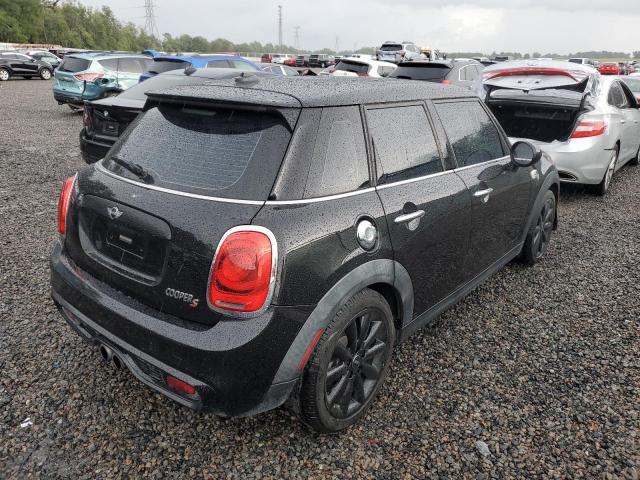 Photo 3 from auction – 2016 MINI COOPER S with VIN WMWXU3C51G2D29767