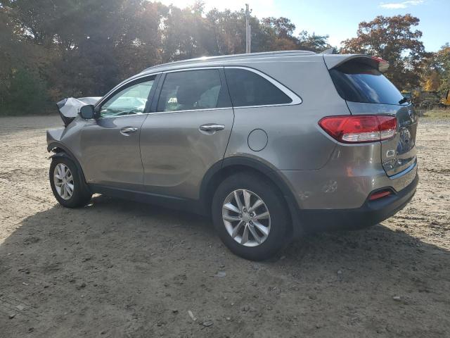 Photo 2 from auction – 2017 KIA SORENTO LX with VIN 5XYPGDA35HG200050