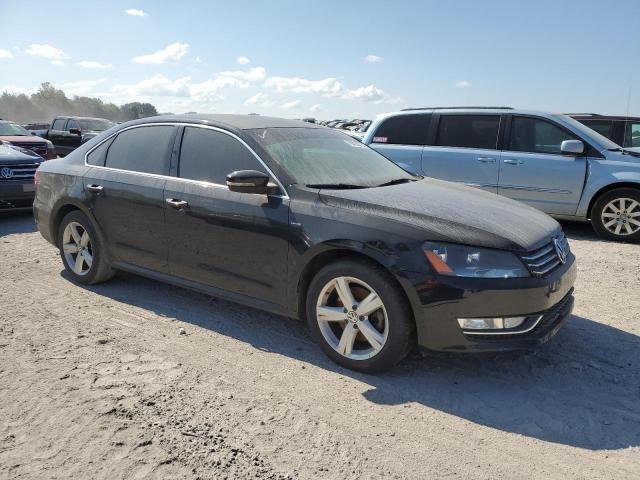 Photo 4 from auction – 2015 VOLKSWAGEN PASSAT S with VIN 1VWAS7A32FC101237