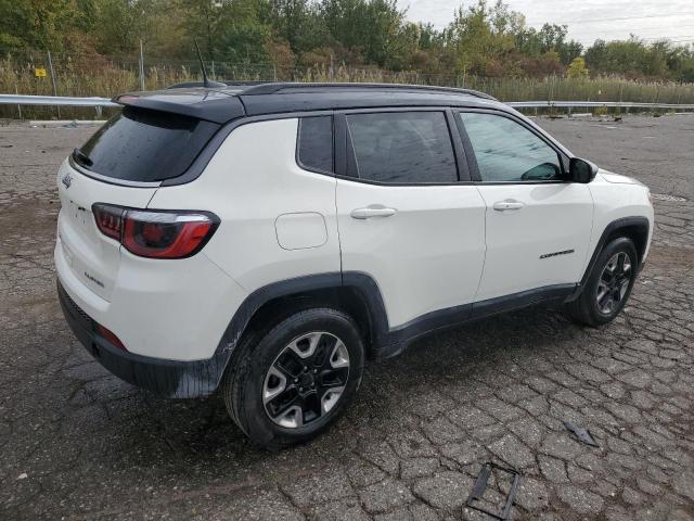 Фото 3 с аукциона – 2019 JEEP COMPASS LI с VIN 3C4NJDCB8KT714049