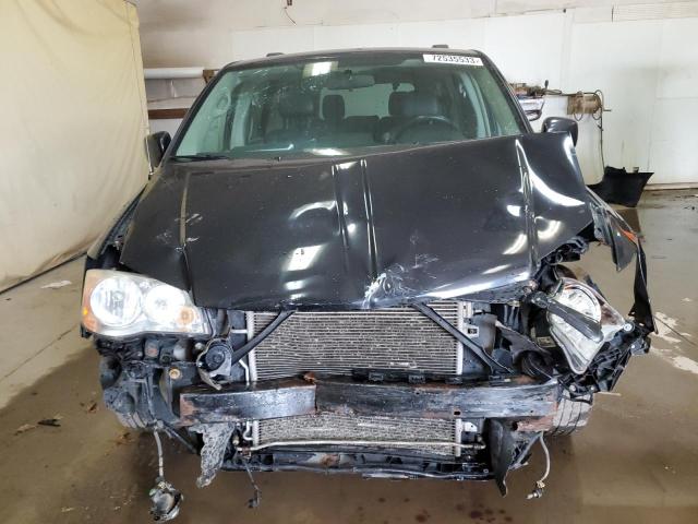 Photo 5 from auction – 2014 CHRYSLER TOWN & COU with VIN 2C4RC1CG8ER118131