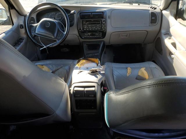 Photo 8 from auction – 2001 MERCURY MOUNTAINEE with VIN 4M2ZU86P31UJ02878