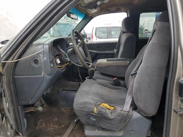 Photo 7 from auction – 2002 CHEVROLET SILVERADO with VIN 2GCEK19V221204617