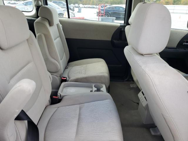 Photo 11 from auction – 2010 MAZDA 5 with VIN JM1CR2W33A0360350