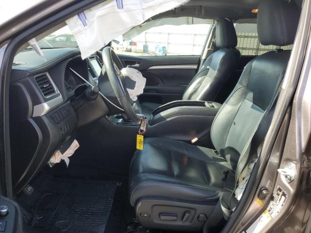 Photo 7 from auction – 2016 TOYOTA HIGHLANDER with VIN 5TDKKRFH3GS135095