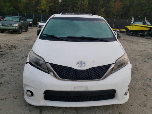Photo 5 from auction – 2017 TOYOTA SIENNA SE with VIN 5TDXZ3DC5HS787160