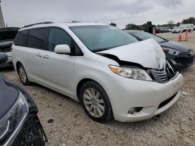 Photo 4 from auction – 2012 TOYOTA SIENNA XLE with VIN 5TDYK3DC6CS241498