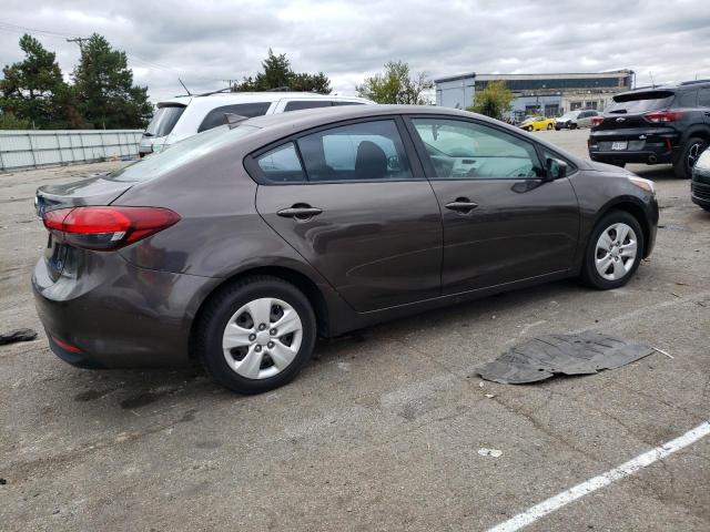 Photo 3 from auction – 2017 KIA FORTE LX with VIN 3KPFK4A77HE110537