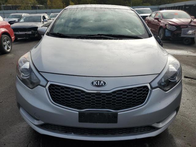 Photo 5 from auction – 2015 KIA FORTE LX with VIN KNAFK4A6XF5394095