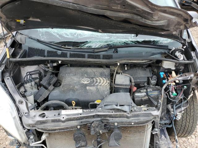 Photo 12 from auction – 2012 TOYOTA SIENNA XLE with VIN 5TDYK3DC1CS179847
