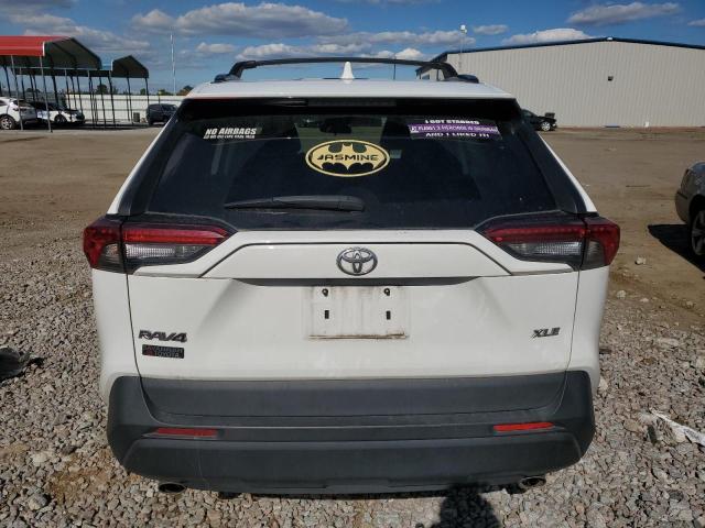 Photo 6 from auction – 2020 TOYOTA RAV4 XLE with VIN 2T3W1RFV2LC083169