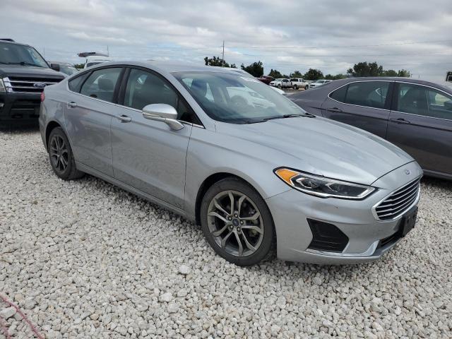 Photo 4 from auction – 2020 FORD FUSION SEL with VIN 3FA6P0CD6LR195987
