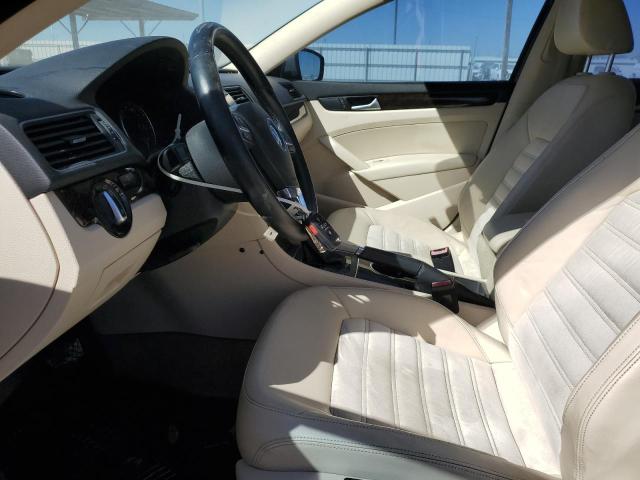 Photo 7 from auction – 2014 VOLKSWAGEN PASSAT SEL with VIN 1VWCN7A39EC077484