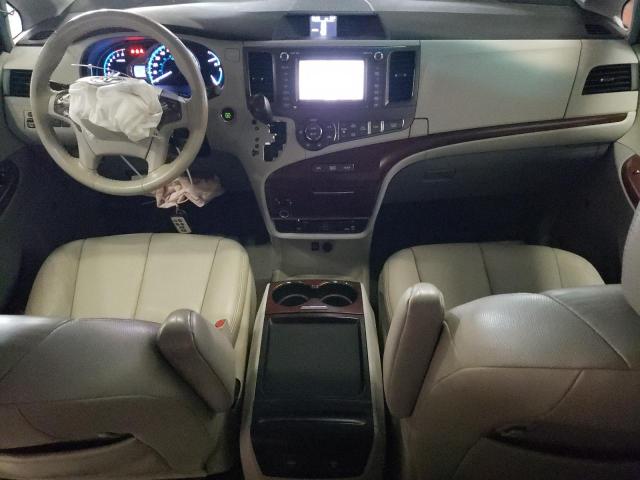 Photo 8 from auction – 2011 TOYOTA SIENNA XLE with VIN 5TDYK3DC5BS104308