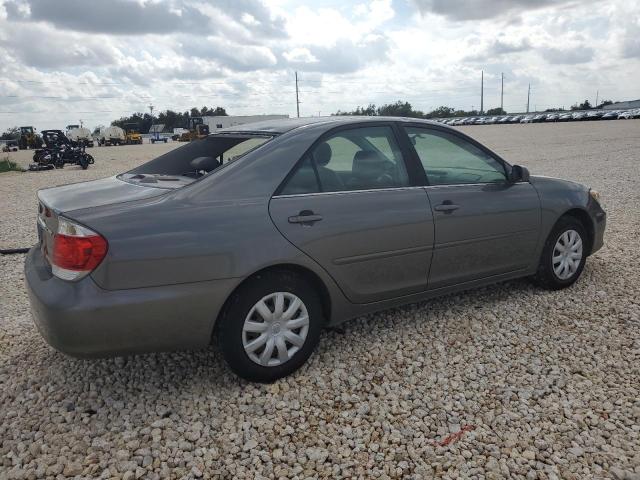 Photo 3 from auction – 2005 TOYOTA CAMRY LE with VIN JTDBE30K453000425