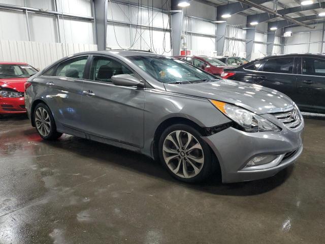Photo 4 from auction – 2013 HYUNDAI SONATA SE with VIN 5NPEC4AB2DH778720
