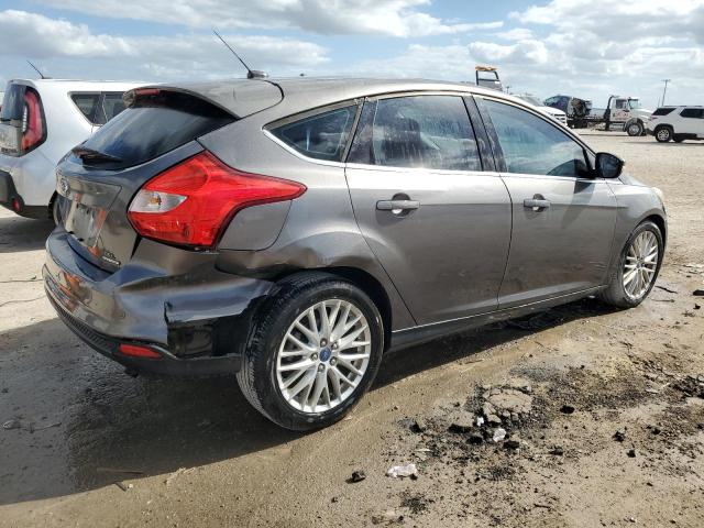 Photo 3 from auction – 2012 FORD FOCUS SEL with VIN 1FAHP3M22CL370032