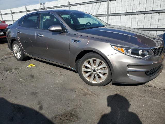 Photo 4 from auction – 2016 KIA OPTIMA EX with VIN 5XXGU4L38GG058124